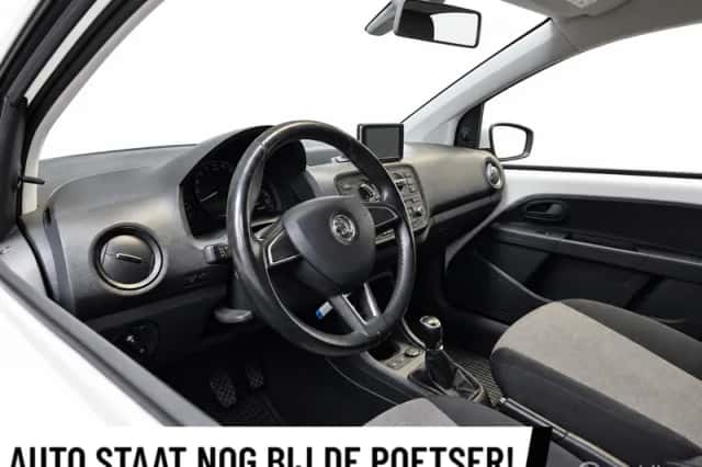 Škoda Citigo (2015) thumbnail 3