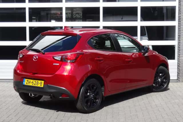 Mazda 2 (2019) thumbnail 3