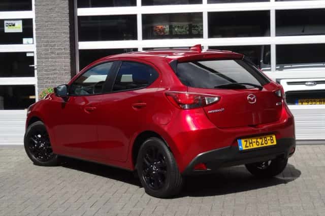 Mazda 2 (2019) thumbnail 4