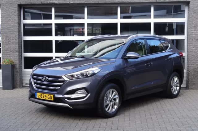 Hyundai Tucson (2016) thumbnail 1