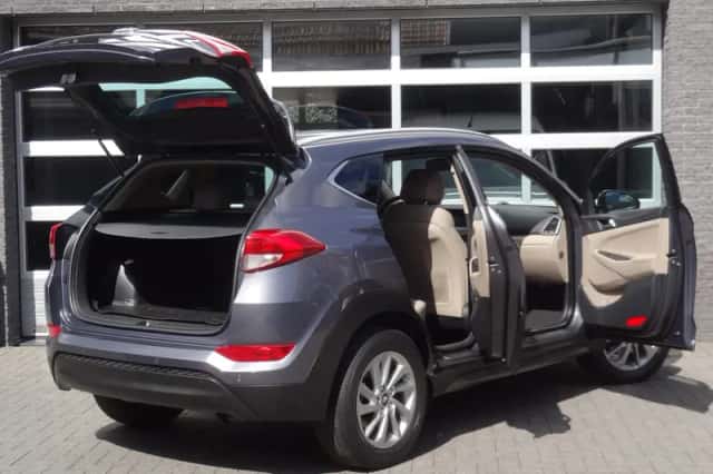 Hyundai Tucson (2016) thumbnail 5