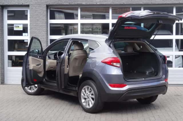 Hyundai Tucson (2016) thumbnail 6