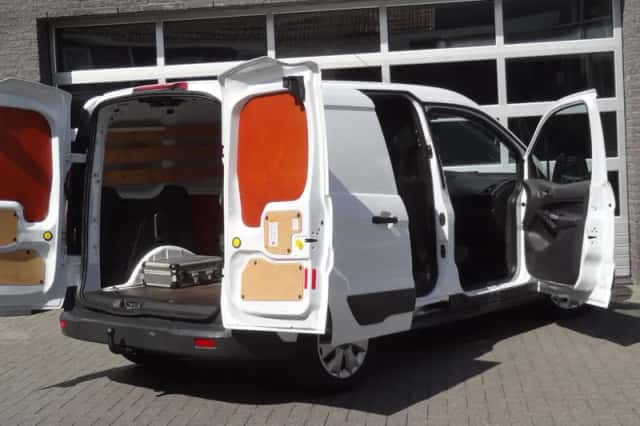 Ford Transit Connect (2016) thumbnail 4