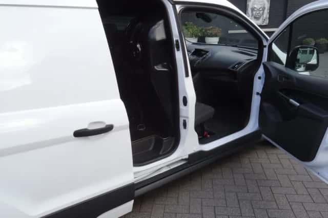 Ford Transit Connect (2016) thumbnail 5