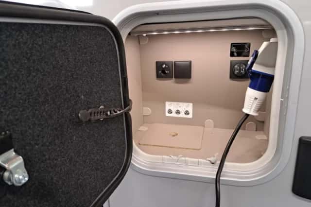 Adria Compact (2027) thumbnail 6