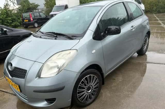 Toyota Yaris (2006) thumbnail 1