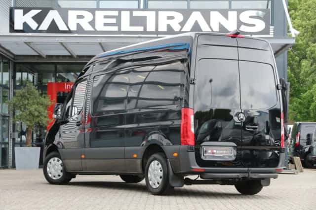 Mercedes-Benz Sprinter (2020) thumbnail 2
