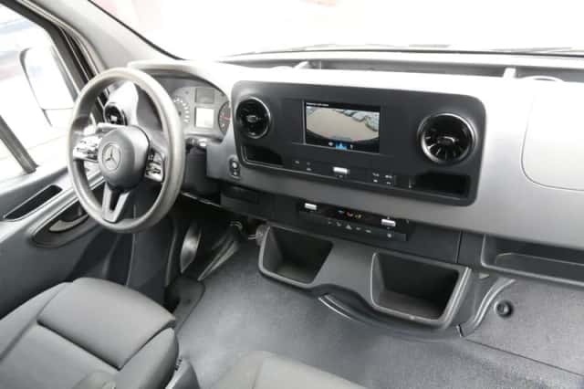 Mercedes-Benz Sprinter (2020) thumbnail 5
