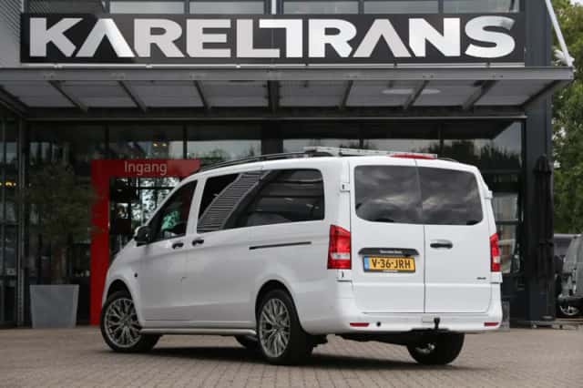 Mercedes-Benz Vito (2024) thumbnail 2