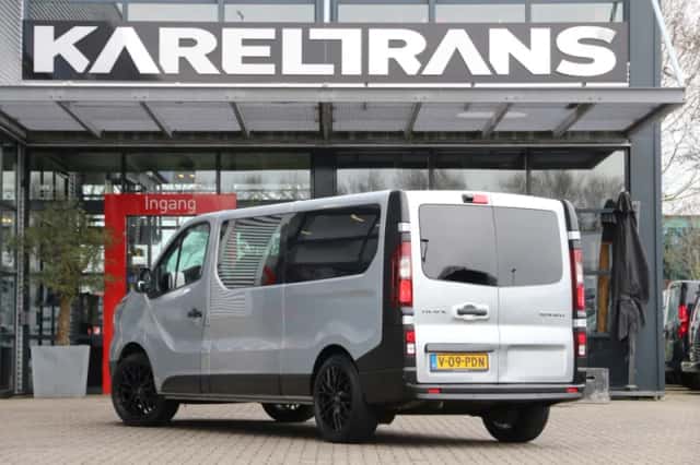 Renault Trafic (2023) thumbnail 2