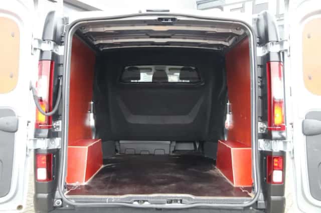 Renault Trafic (2023) thumbnail 4