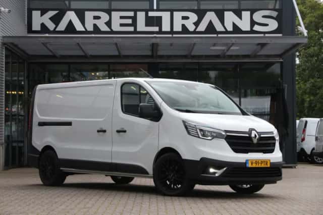 Renault Trafic (2023) thumbnail 1