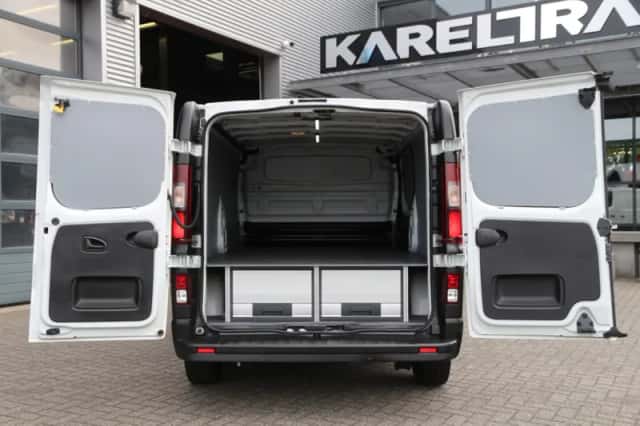 Renault Trafic (2023) thumbnail 3