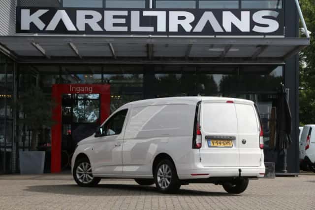 Volkswagen Caddy (2023) thumbnail 2