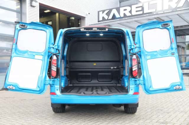 Ford Transit Custom (2024) thumbnail 3