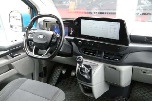 Ford Transit Custom (2024) thumbnail 5