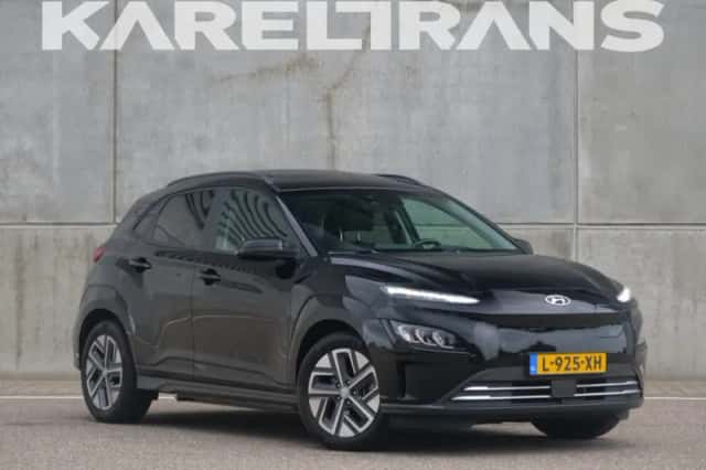 Hyundai Kona (2021) thumbnail 1