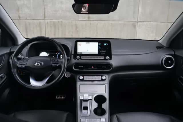 Hyundai Kona (2021) thumbnail 4