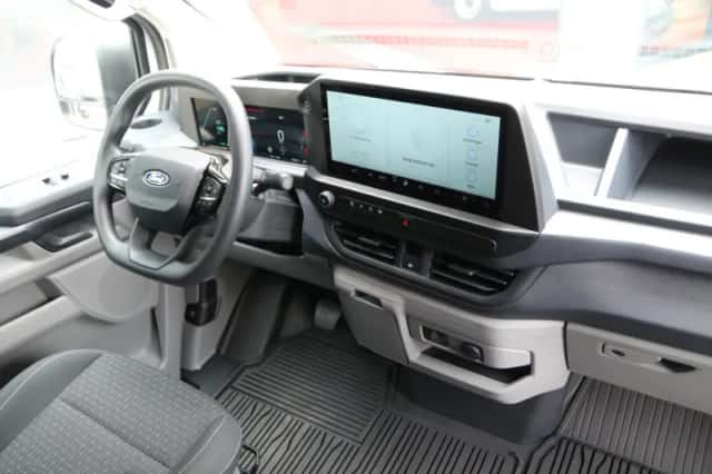 Ford E-Transit Custom (2025) thumbnail 5