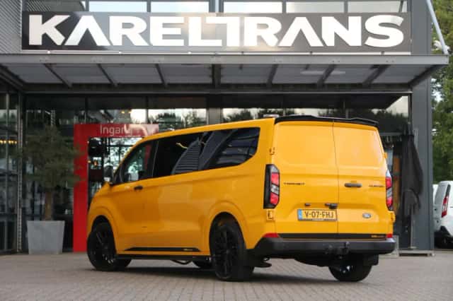 Ford Transit Custom (2024) thumbnail 2