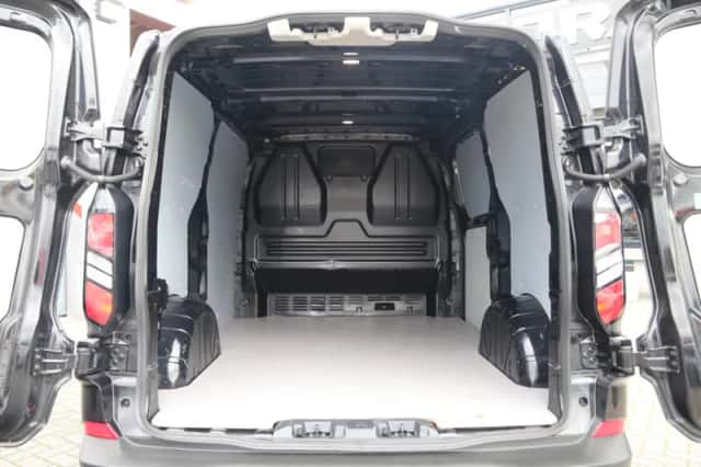 Ford Transit Custom (2024) thumbnail 4