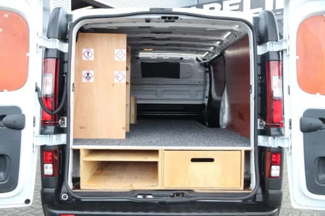 Opel Vivaro (2017) thumbnail 4