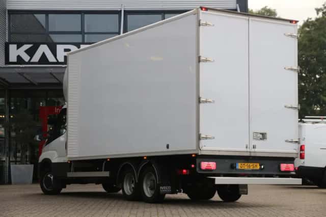 Iveco Daily (2023) thumbnail 2