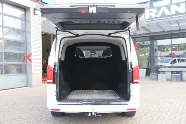 Mercedes-Benz Vito (2020) thumbnail 3