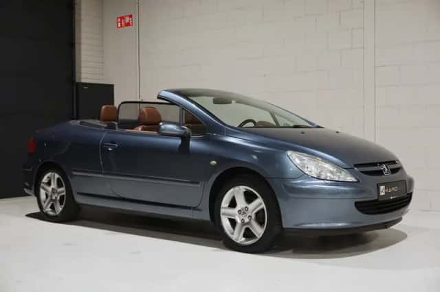 Peugeot 307 CC (2006) thumbnail 3