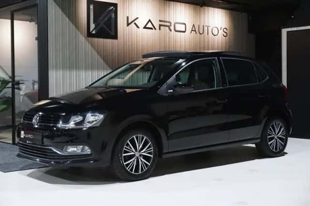 Volkswagen Polo (2016) thumbnail 1