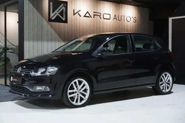 Volkswagen Polo (2015) thumbnail 1
