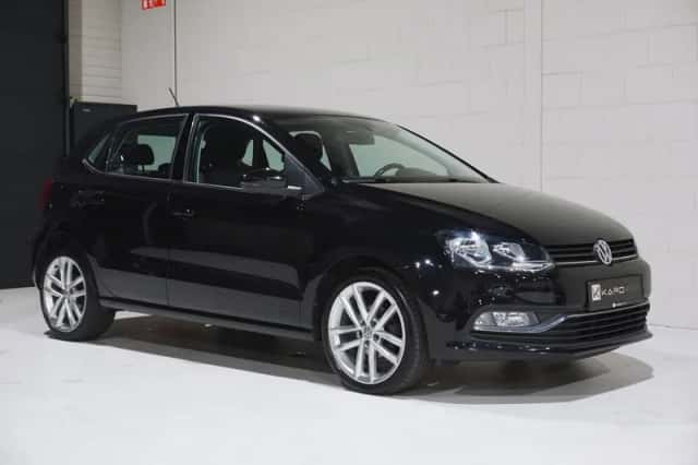 Volkswagen Polo (2015) thumbnail 3
