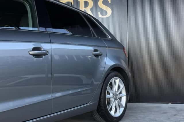 Audi A3 (2016) thumbnail 4