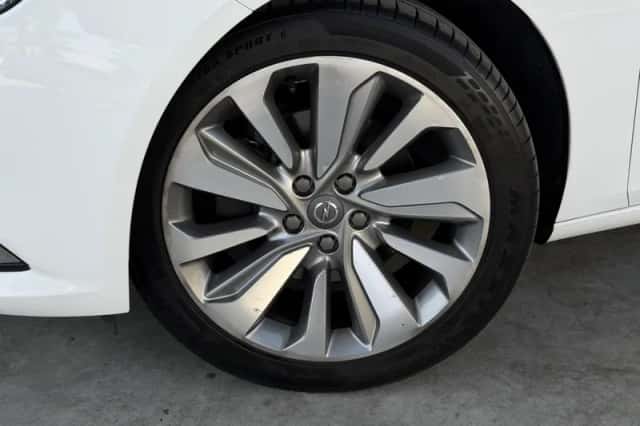 Opel Insignia (2017) thumbnail 3