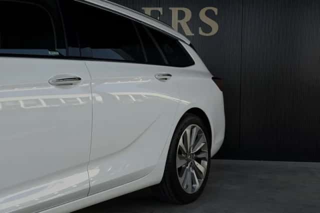 Opel Insignia (2017) thumbnail 4
