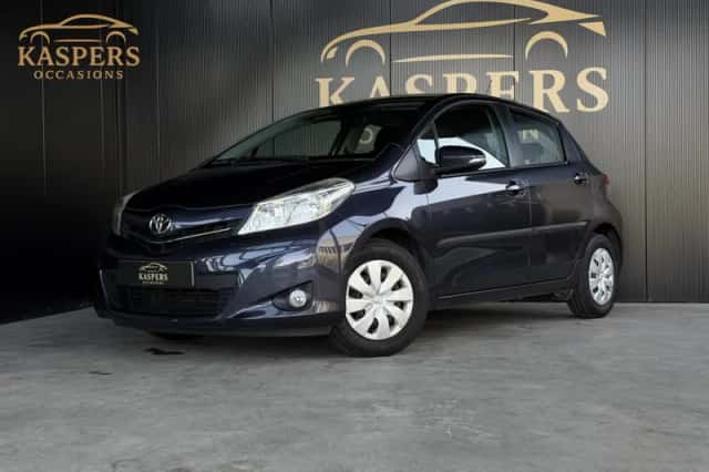 Toyota Yaris (2014) thumbnail 1