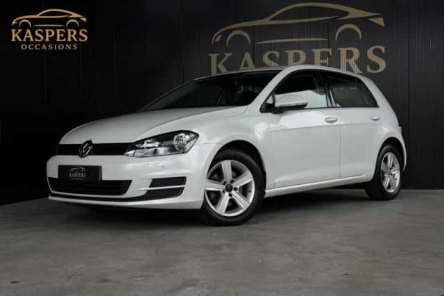 Volkswagen Golf (2013) thumbnail 1