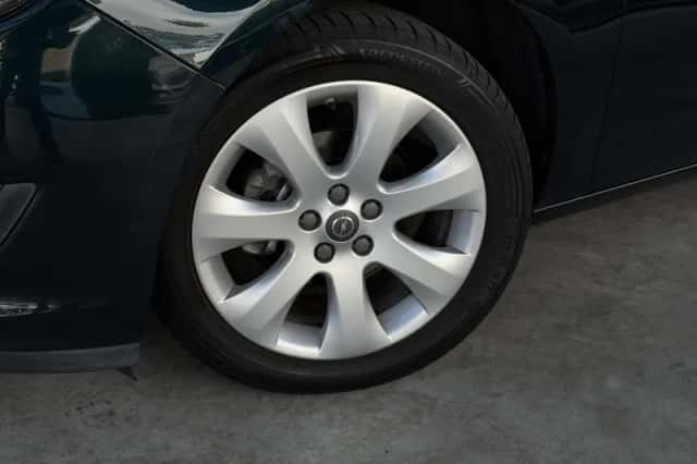 Opel Astra (2014) thumbnail 3