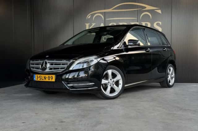 Mercedes-Benz B-Klasse (2013) thumbnail 2