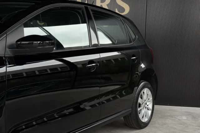 Volkswagen Polo (2015) thumbnail 4