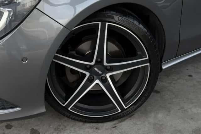 Mercedes-Benz CLA-Klasse (2013) thumbnail 3