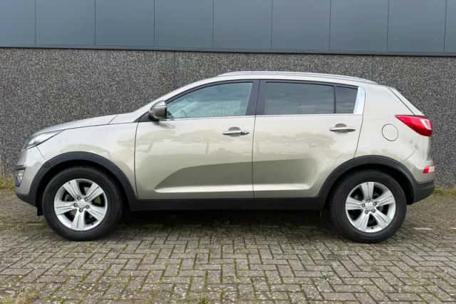 Kia Sportage (2013) thumbnail 6