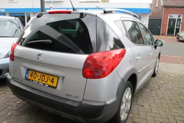 Peugeot 207 (2009) thumbnail 6