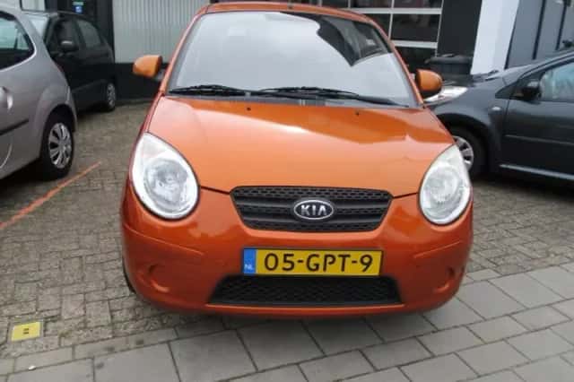 Kia Picanto (2008) thumbnail 2