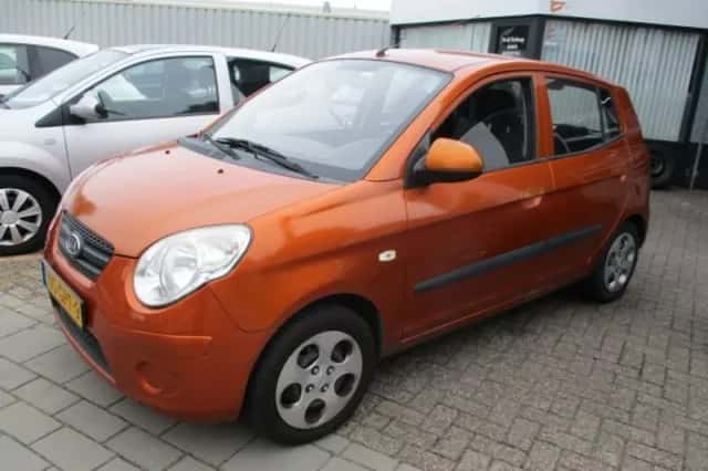 Kia Picanto (2008) thumbnail 3