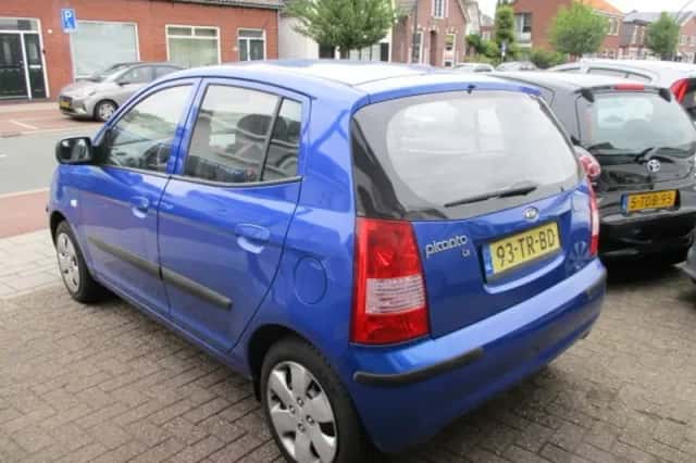 Kia Picanto (2007) thumbnail 4