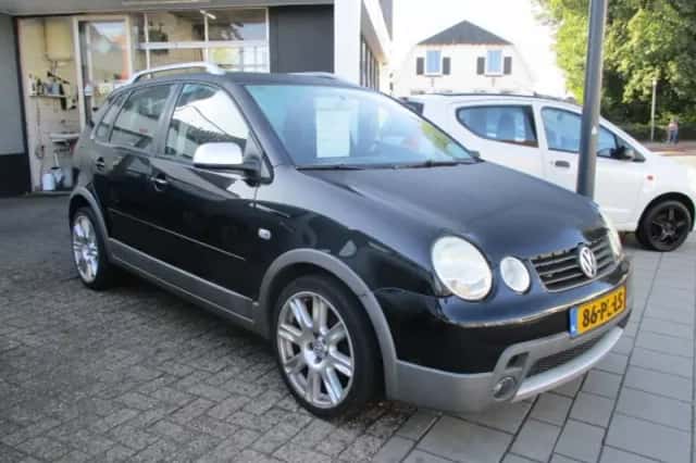 Volkswagen Polo (2004) thumbnail 1