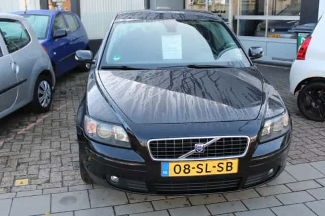 Volvo S40 (2006) thumbnail 2