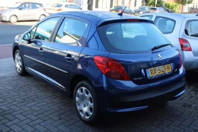 Peugeot 207 (2007) thumbnail 4