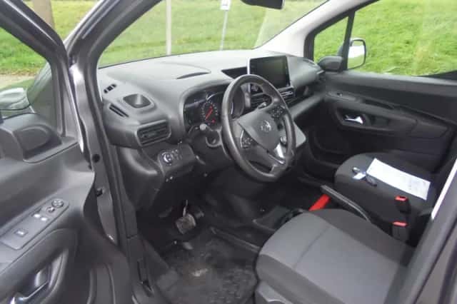 Opel Combo (2019) thumbnail 5